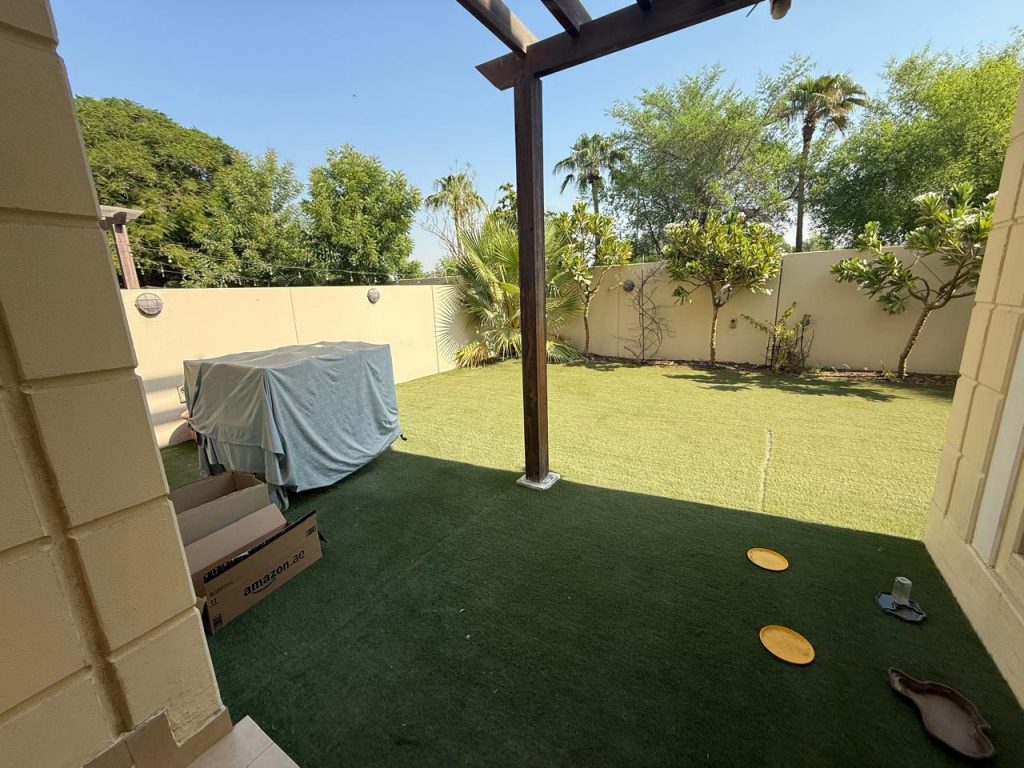 WhatsApp Image 2025-11-25 at 11.29.17 PM (1)