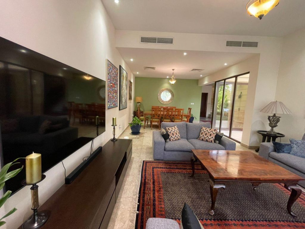 WhatsApp Image 2025-11-25 at 11.29.20 PM